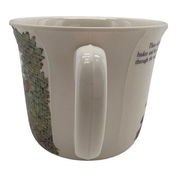 Beatrix Potter Peter Rabbit Dual Handle Childrens Cup - Picture 2 of 10